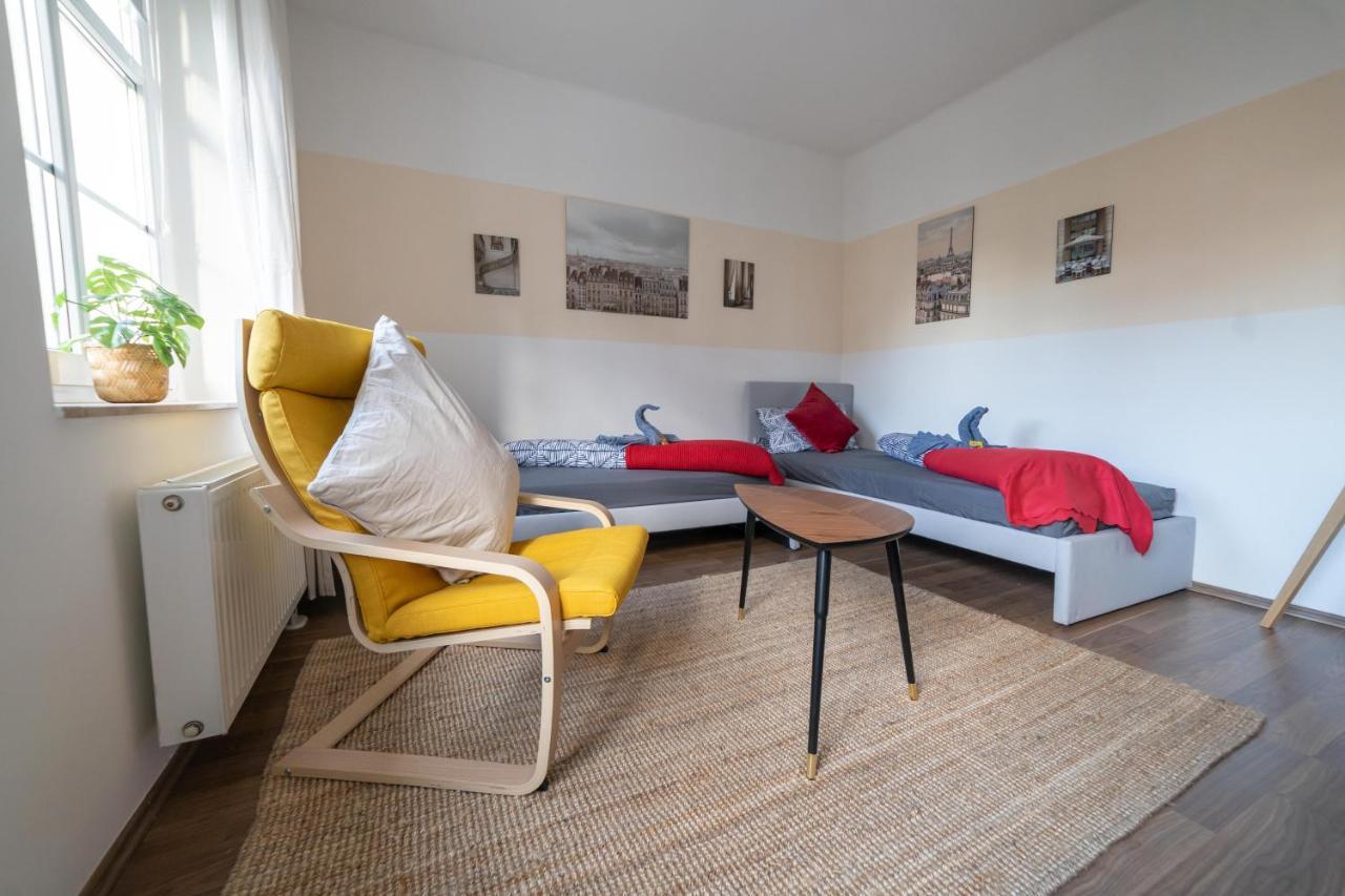 شقة Fullhouse - Zwickau - L12 - 2 Single Beds - Nespresso - Smarttv المظهر الخارجي الصورة